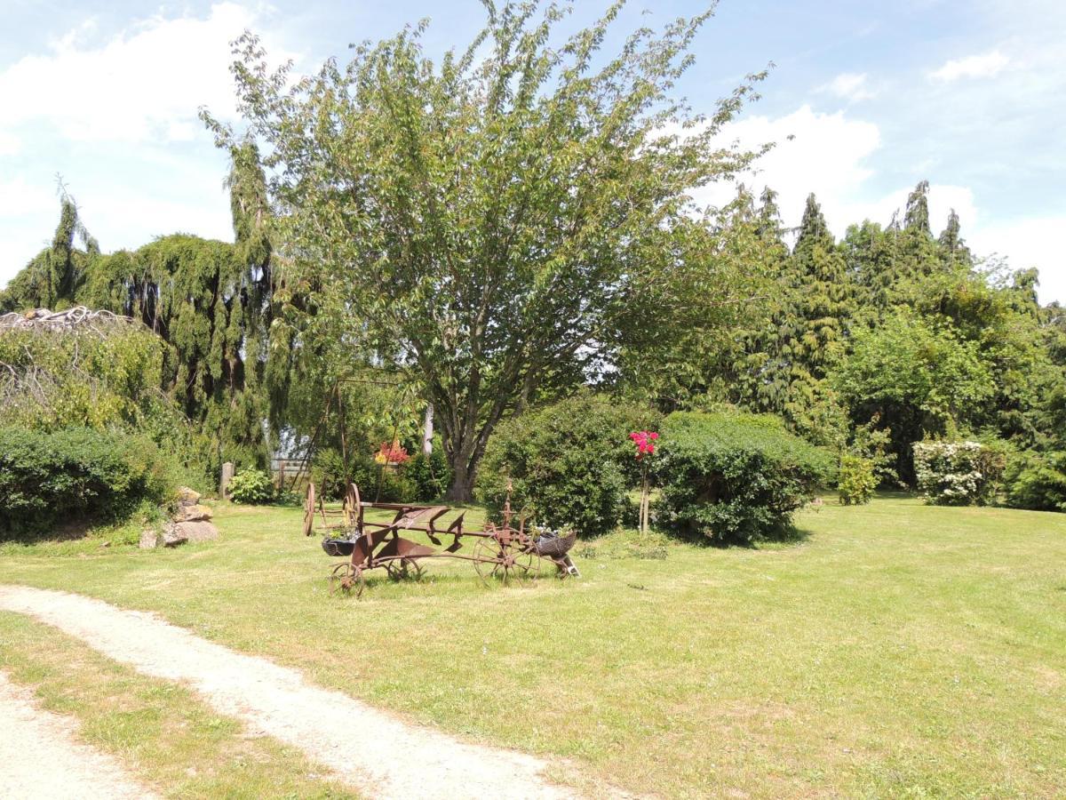 Bed and Breakfast La Ferme Du Bourg Eraines Zewnętrze zdjęcie