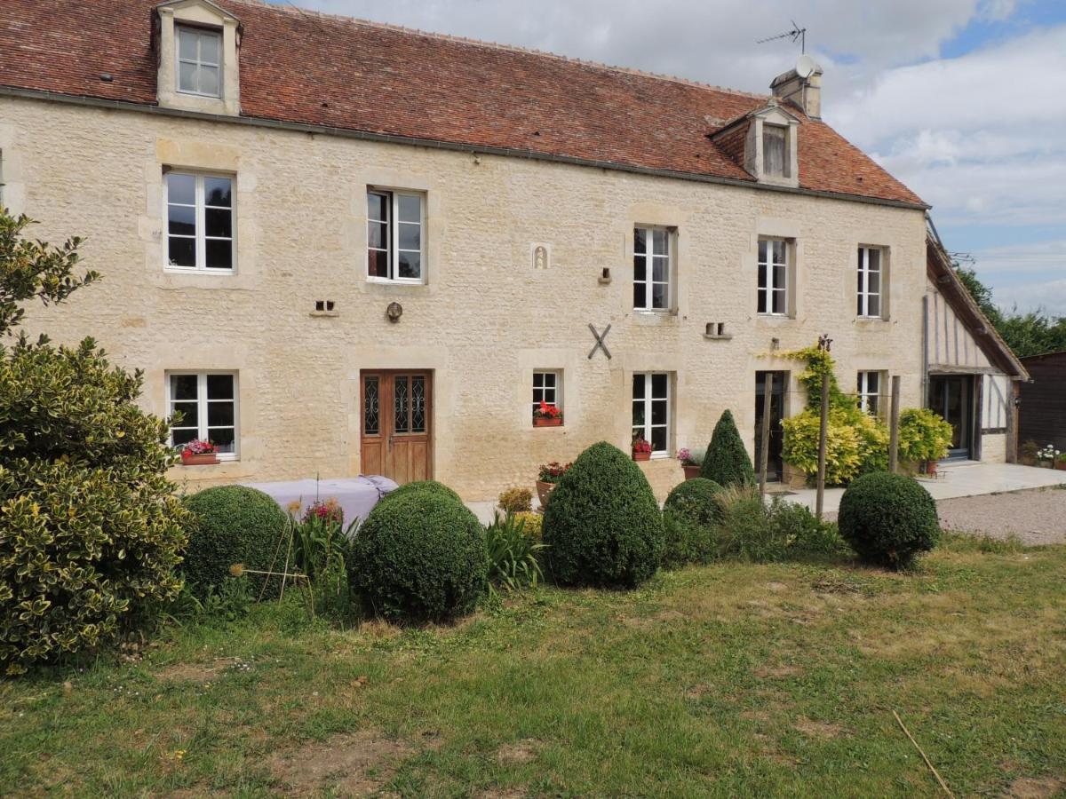 Bed and Breakfast La Ferme Du Bourg Eraines Zewnętrze zdjęcie
