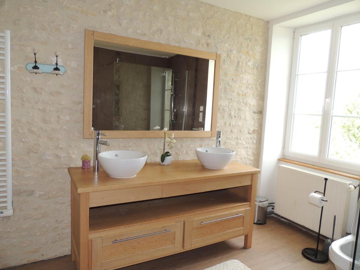 Bed and Breakfast La Ferme Du Bourg Eraines Zewnętrze zdjęcie