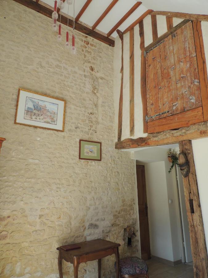 Bed and Breakfast La Ferme Du Bourg Eraines Zewnętrze zdjęcie
